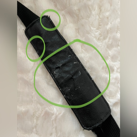 Three inserts and one pocket, black leather satchel. - Picture 5 of 17